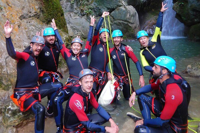 Melhores passeios e experiências em Grenoble France 25 First Canyoning in Grenoble in the Vercors - Grenoble France