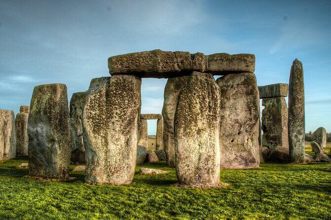 From Birmingham Stonehenge and Bath Day Tour - Birmingham England