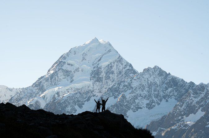 Mejores tours y experiencias en Queenstown 17 Full Day Guided Sightseeing Tour of Mount Cook from Queenstown