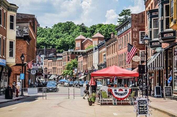 Die besten Touren und Erlebnisse in Galena, Illinois 16 Galena Self Guided Audio Walking Tour of Historic Downtown - Galena Illinois