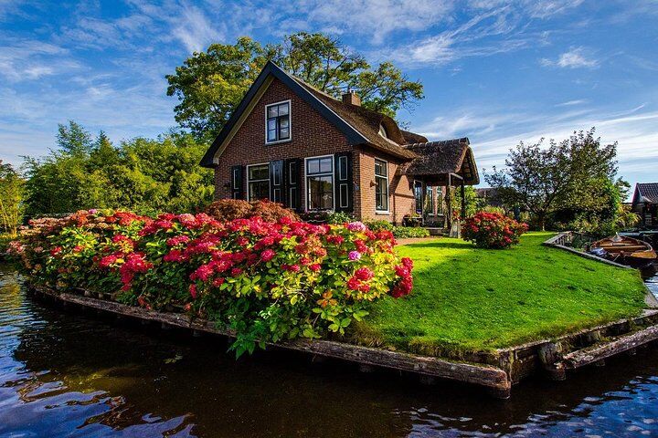Meilleurs tours et expériences à Giethoorn Netherlands 19 Giethoorn Guided Day Trip from Amsterdam