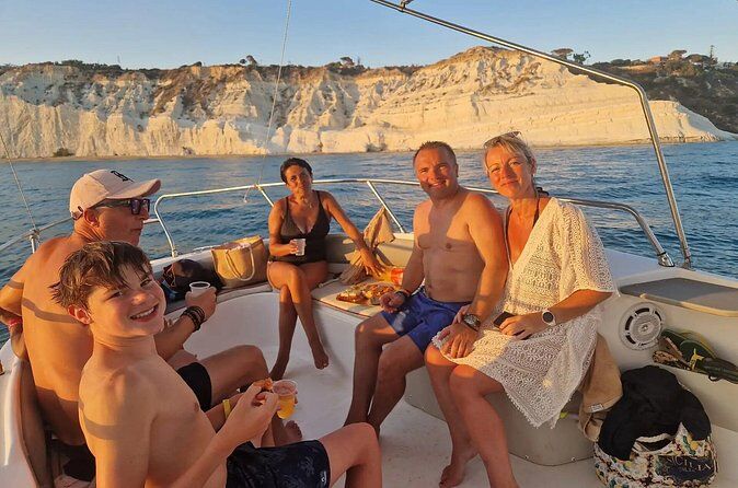 Die besten Touren und Erlebnisse in Agrigent, Sizilien 20 Group Boat Excursion to Scala Dei Turchi from Agrigento - Agrigento Sicily