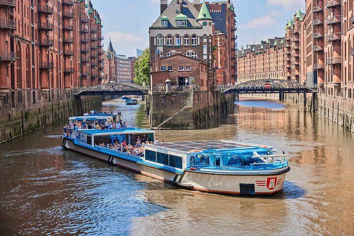 Migliori tour ed esperienze a Hamburg Germany 21 Hamburg: 2-hour harbor cruise