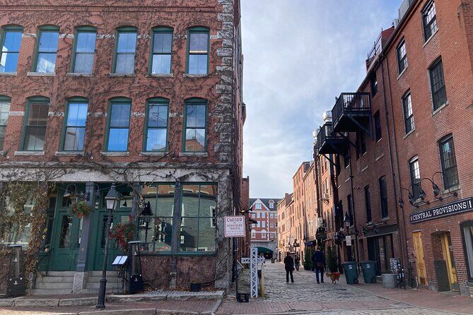 Historic Old Port Smartphone Guided GPS APP Audio Walking Tour - Portland Maine Old Port