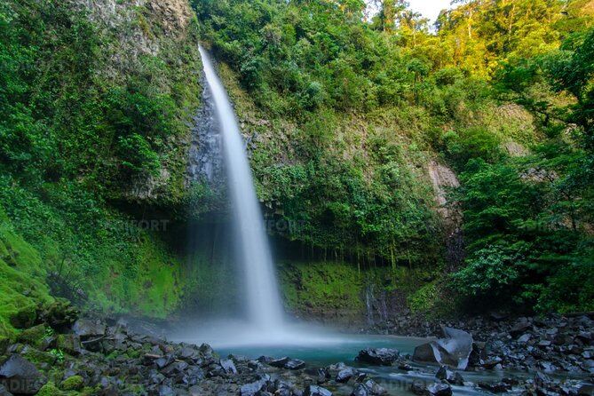 La Fortuna Waterfall Entrance Fee