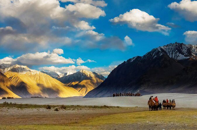 Ladakh 6 Nights 7 Days Tour Leh Nubra Pangong and TurTuk