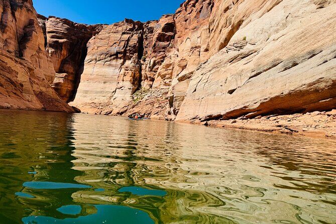 Lake Powell Guided Kayak and Water Antelope Canyon Tour