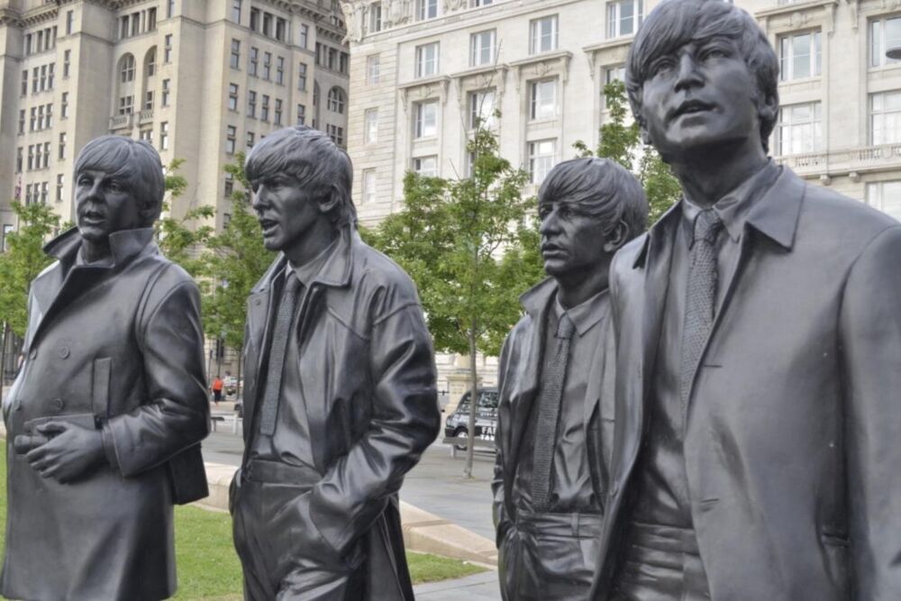 Liverpool City Sights Hop on Hop Off Open Top Multilingual City Tour