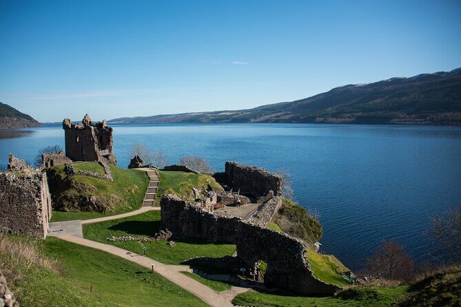 Meilleurs tours et expériences à Inverness, Écosse 20 Loch Ness Sightseeing Cruise Including Urquhart Castle - Inverness Scotland