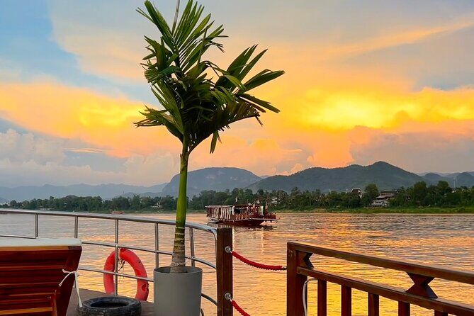 Luang Prabang Half Day Tour Mekong River Sunset Cruise
