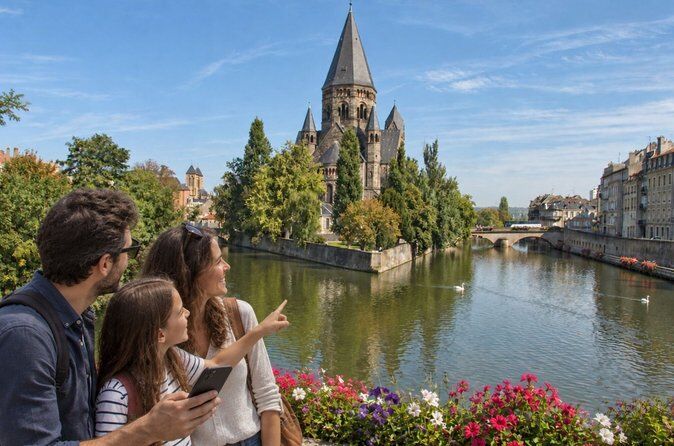Metz Scavenger Hunt and Highlights Self Guided Tour - Metz France