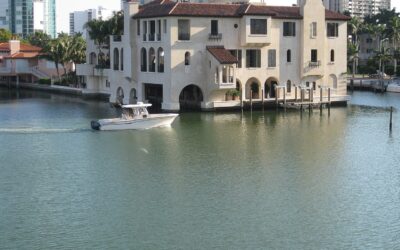 Naples, Florida Travel Guide: Beaches, Everglades Tours and Best Things to Do