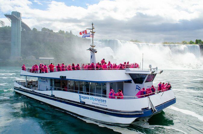 Niagara Falls Sightseeing Day Tour from Toronto