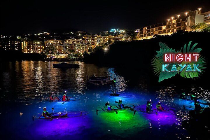 セント・トーマスのおすすめツアー&体験 10 Night Kayak Tour St. Thomas - Westin Frenchman's Reef