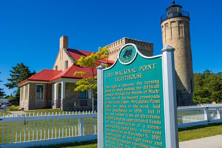 Mackinaw City, Michigan 최고의 투어 & 체험 16 Old Mackinac Point Lighthouse Admission
