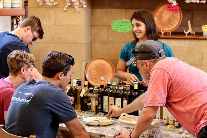 Olive oil tasting in Sorrento