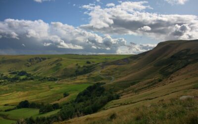 Peak District Guide: England’s First National Park for Hikers and Day-Trippers