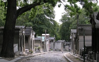 Père Lachaise Cemetery: A Guide to Paris’s Most Famous Graves