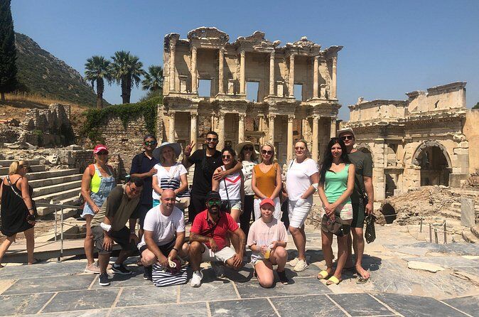 Los mejores tours y experiencias en Çeşme, Turquía 25 Private Ephesus Tour from Cesme Port Hotels - Cesme Turkey