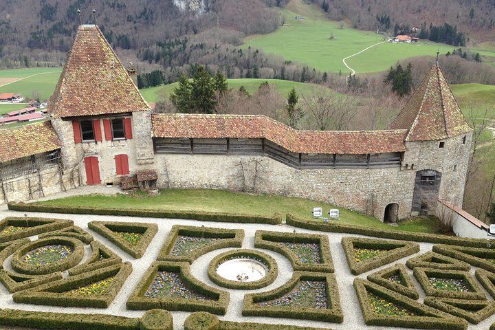 Private Gruyères Tour Including Cheese and Chocolate Factory Visit from Montreux