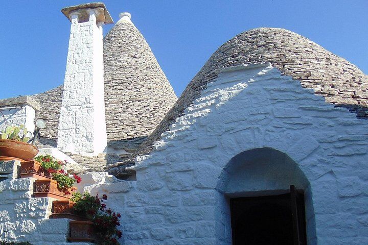 Meilleurs tours et expériences à Alberobello Italy 18 Private guided tour in Alberobello with free tasting: discovering the trulli