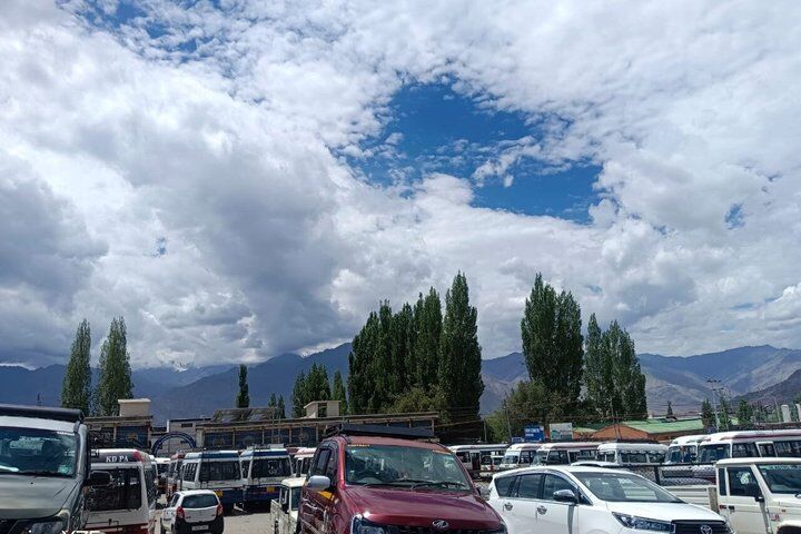 Private Taxi Service for Leh Airport Transfer and Sightseeing