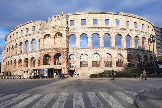 Pula 2 Hour Private Tour in English or Czech Language - Pula Croatia
