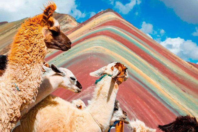 Rainbow Mountain Group Tour