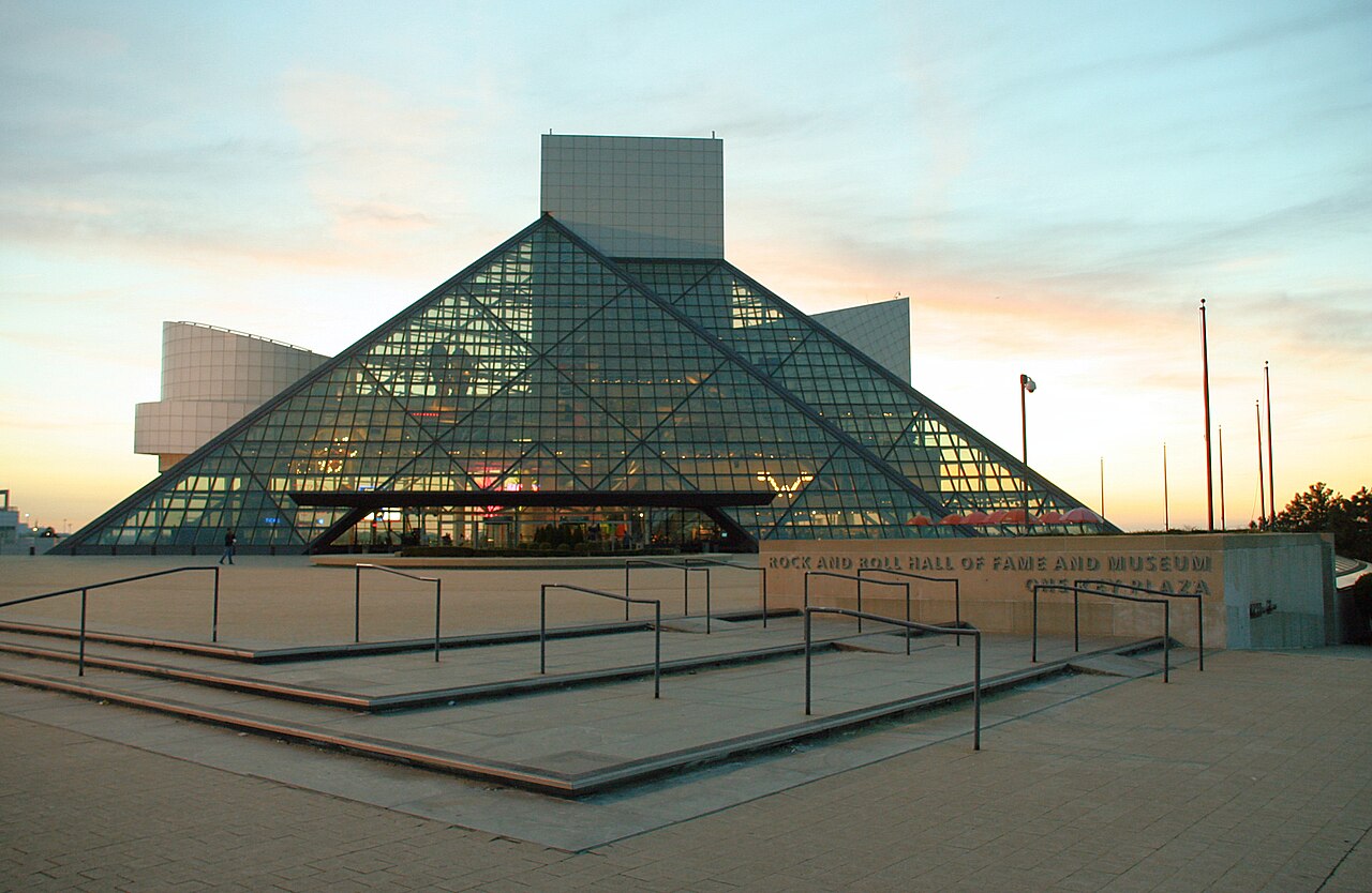 rock and roll hall of fame cleveland 92