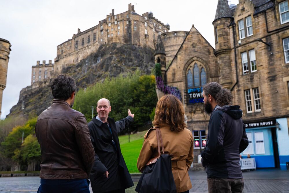 Royal Mile and Edinburgh Castle Tour