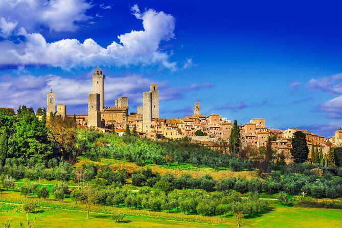 San Gimignano Walking Tour with Audioguide on Your Smartphone - San Gimignano Italy