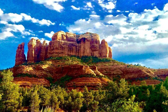 Die besten Touren und Erlebnisse in Jerome, Arizona 21 Sedona with Jerome and Montezuma Castle One Day Van Tour - Jerome Arizona