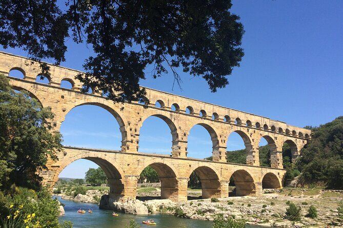 Meilleurs tours et expériences à Avignon France 23 Small Group Full Day Highlights of Provence Tour from Avignon - Avignon France