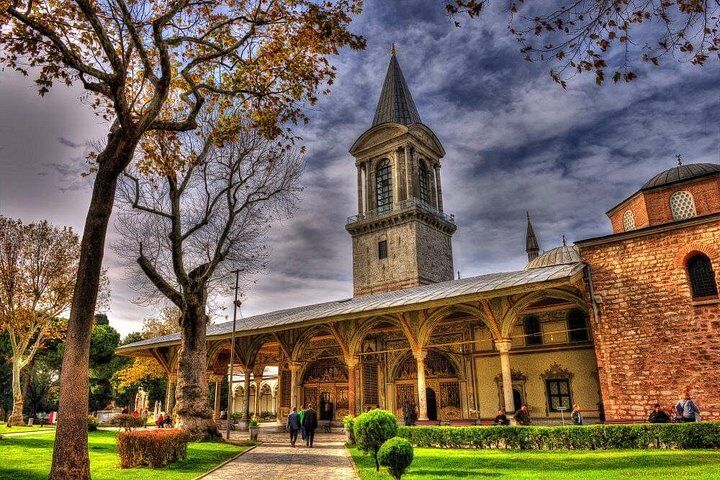 Best Things To Do in Istanbul: Old City Tours & Bosphorus Cruises (2026) 4 Small Group Tour: Essential Istanbul