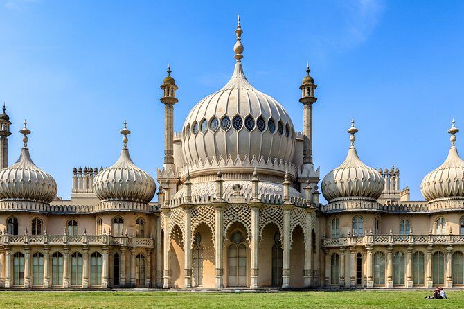 Mejores tours y experiencias en Brighton England 20 The Brighton Story Walking Tour - Brighton England