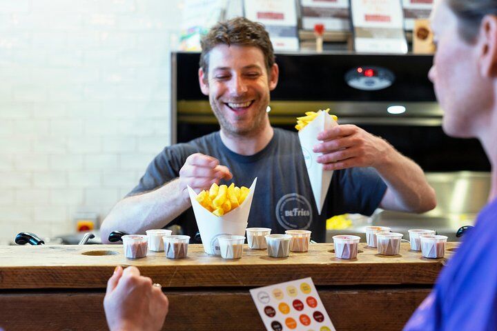 Mejores tours y experiencias en Brighton England 16 The V.I.B (Very Independent Brighton) Walking Food Tour