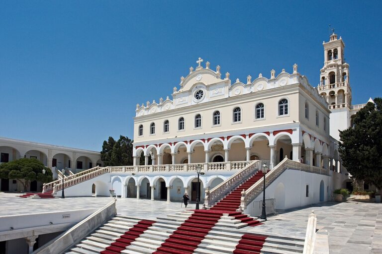 tinos greece
