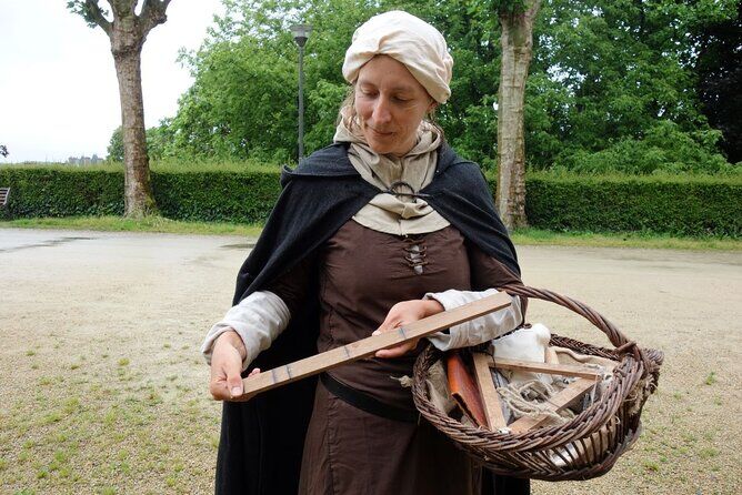 Die besten Touren und Erlebnisse in Dinan, Frankreich 13 Unusual Guided Tour of Dinan Immersed in the Middle Ages - Dinan France
