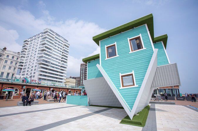 Mejores tours y experiencias en Brighton England 19 Upside Down House Brighton Entry Ticket - Brighton England