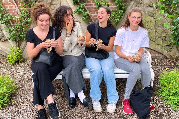 Utrecht Walking Food Tour with 7 Gourmet Dishes & Local Guide