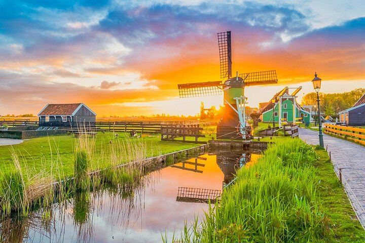 Volendam, Zaanse Schans, Marken & Edam from Amsterdam