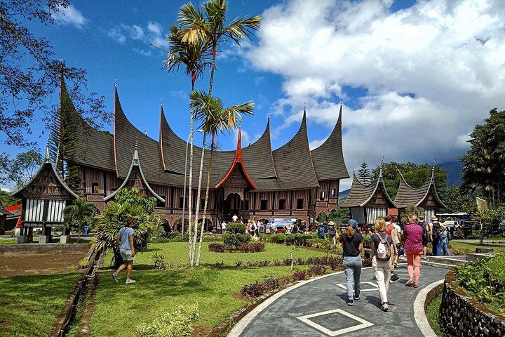West Sumatra Cultural Tour With Accommodation 4 Days 3 Nights