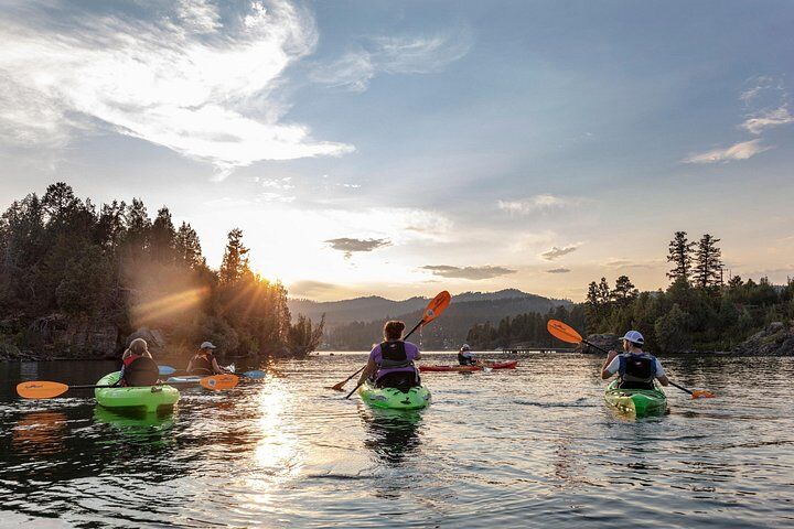 Melhores passeios e experiências em Flathead Lake Montana 11 Wild Horse Island –Flathead Lake Guided Kayak Tour (5-6 hours)