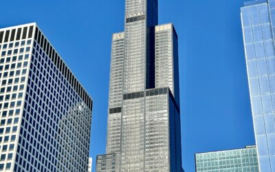 Willis Tower Skydeck Tickets: The Ledge, Views and Visitor Tips